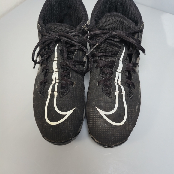 Nike Alpha Menace 3 Shark Football Cleats Black/Grey/White Men\'s Size 8.5